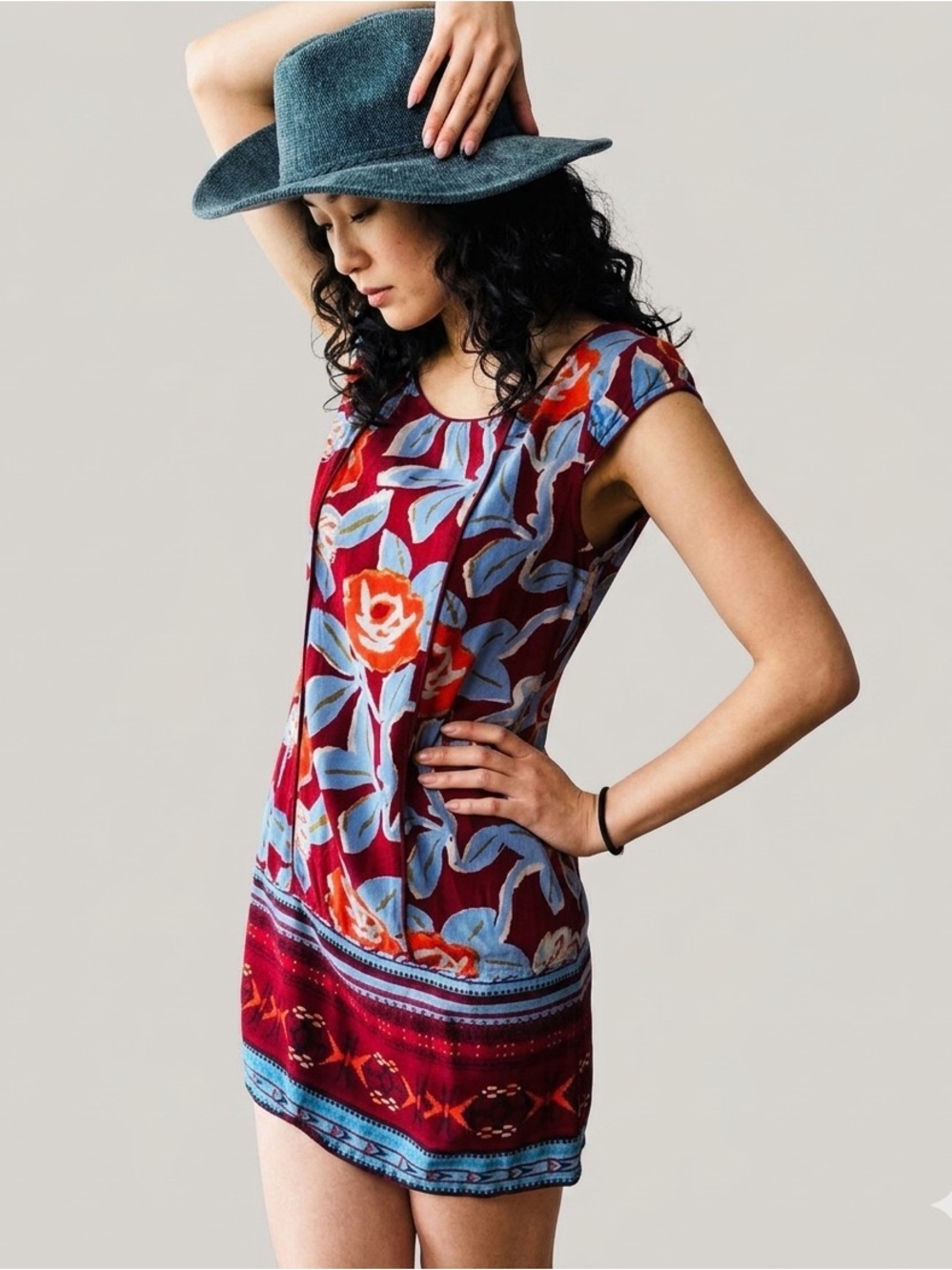 Hurley Retro Y2K Floral Tribal Mini Dress Boho Beach Women’s Size Small